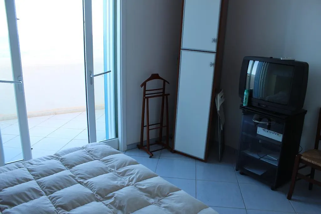 Veranda Sul Mareマレッティモ マレッティモ